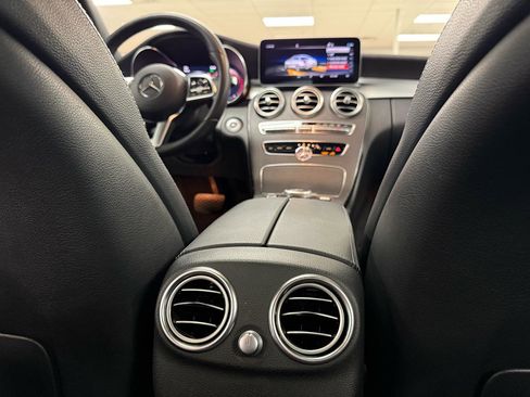 Used 2020 Mercedes-Benz C 300 Sedan image 27