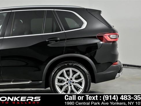 Used 2023 BMW X5 xDrive40i w/ Premium Package image 6