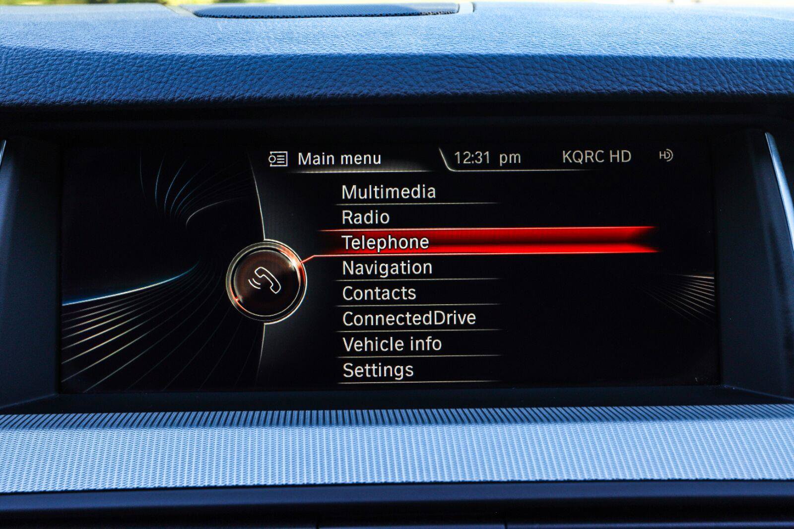 Used 2015 BMW M5 RWD image 10