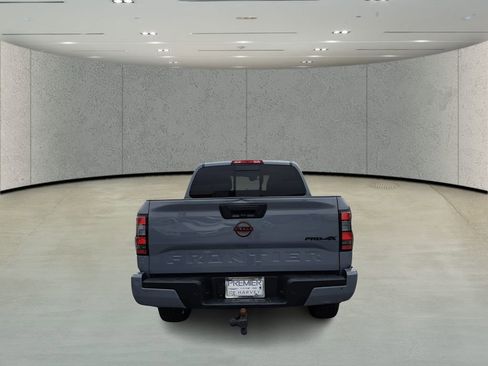 Used 2024 Nissan Frontier PRO-4X w/ Technology Package image 6