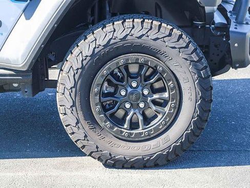 New 2023 Jeep Wrangler Unlimited Rubicon 4xe image 9