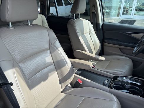 Used 2018 Honda Pilot Elite image 14