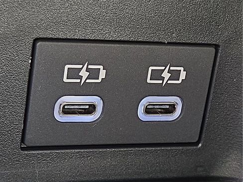 New 2026 Toyota Camry SE image 22