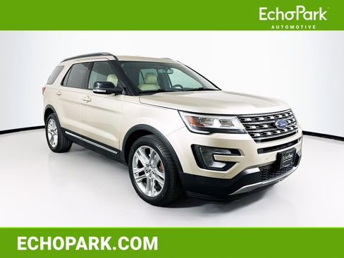 Used 2017 Ford Explorer XLT w/ Equipment Group 202A image 1