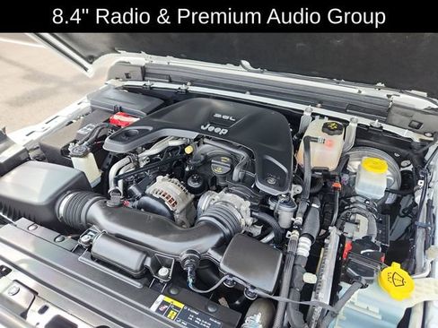 Used 2020 Jeep Wrangler Unlimited Sahara image 18