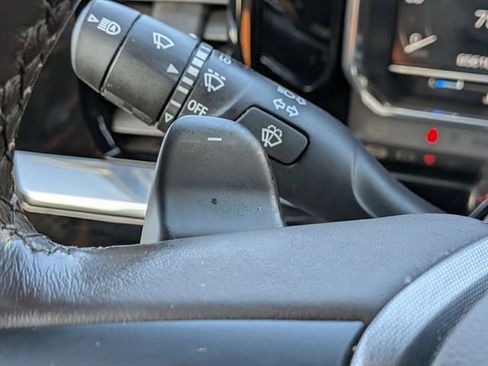 Used 2022 GMC Sierra 1500 SLT w/ SLT Premium Plus Package image 31