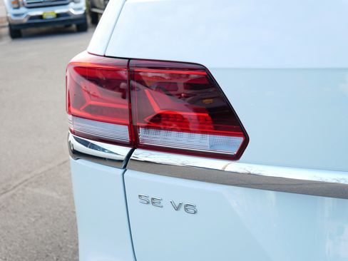 Certified 2023 Volkswagen Atlas SE image 17