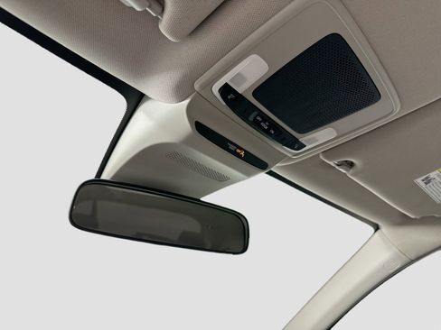 Used 2023 Honda HR-V LX image 18