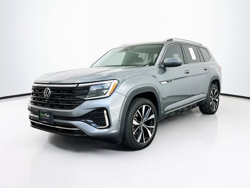 Used 2024 Volkswagen Atlas SEL Premium R-Line AWD/4WD image 3