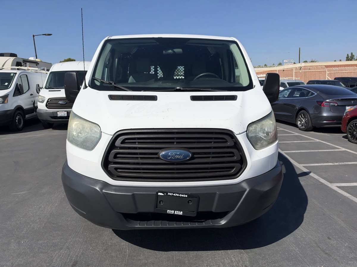 Used 2015 Ford Transit 250 130 Low Roof RWD image 2