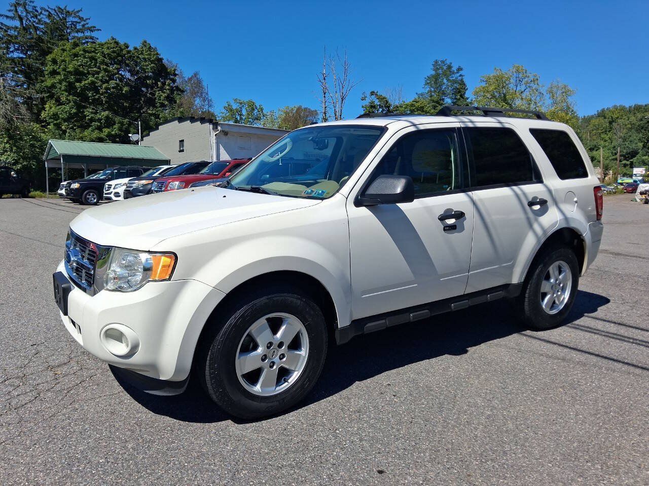 Used 2012 Ford Escape XLT AWD/4WD image 3