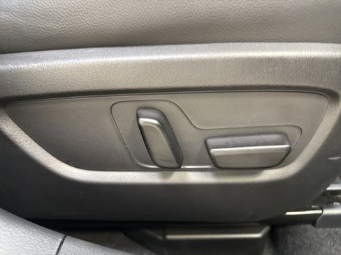 Used 2024 MAZDA CX-50 AWD 2.5 S w/ Premium Plus Pkg image 32