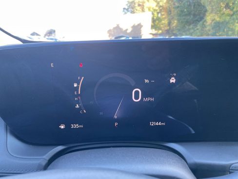 Used 2025 Buick Encore GX Preferred image 36