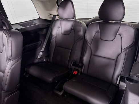 Used 2023 Volvo XC90 T8 Ultimate image 8