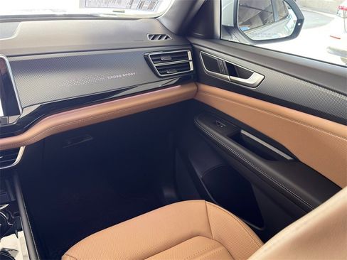 New 2026 Volkswagen Atlas Cross Sport SEL image 26