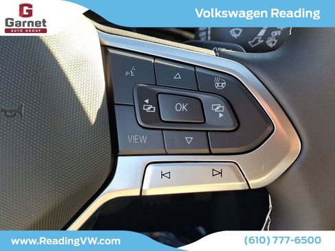 New 2025 Volkswagen Atlas Cross Sport SE image 17