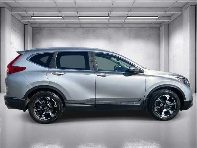 Used 2017 Honda CR-V Touring image 2