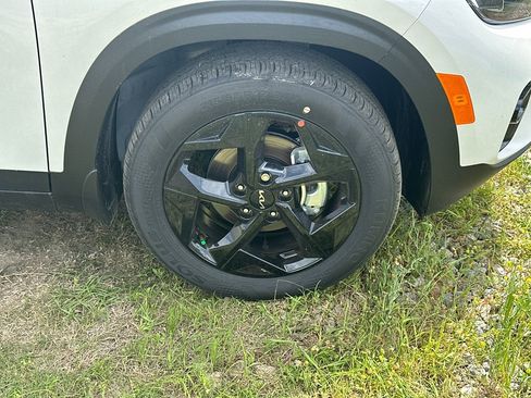 New 2026 Kia Seltos EX FWD image 12