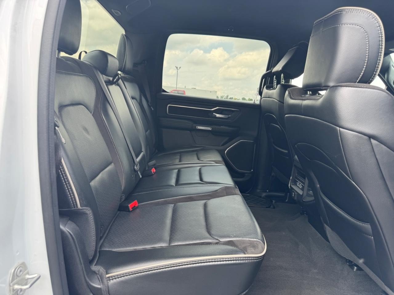 Used 2024 RAM 1500 Laramie RWD image 11