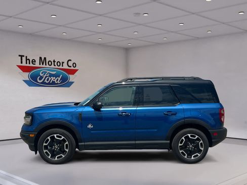 Used 2024 Ford Bronco Sport Outer Banks w/ Tech Package AWD/4WD image 8