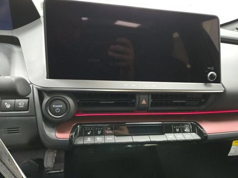 New 2026 Toyota Prius Plug-In Hybrid FWD image 26