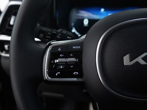 Used 2023 Kia Sorento SX Prestige image 30