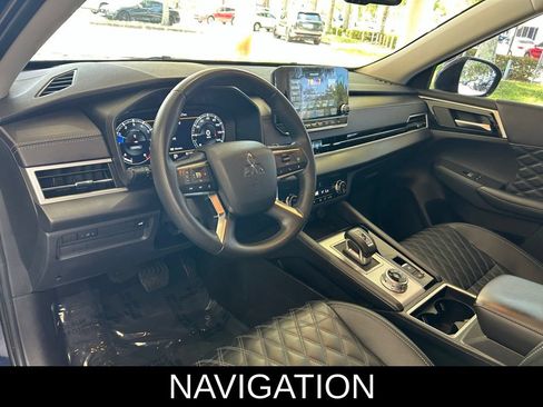 Used 2024 Mitsubishi Outlander SEL Black Edition FWD image 7
