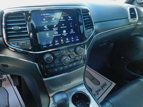 Used 2019 Jeep Grand Cherokee Limited w/ Luxury Group II image 11