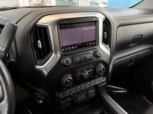 Used 2019 Chevrolet Silverado 1500 LT Trail Boss AWD/4WD image 39