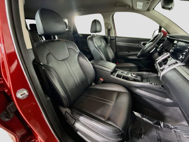 Used 2021 Kia Sorento S FWD image 28