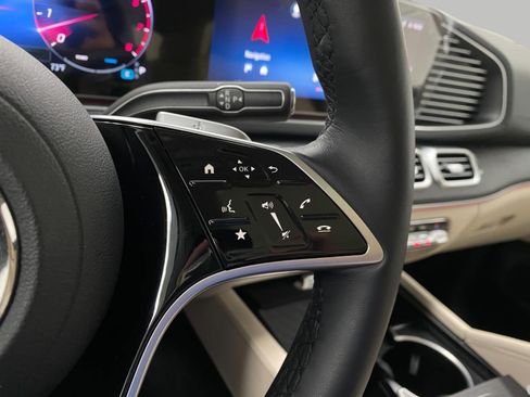 Certified 2026 Mercedes-Benz GLE 450 4MATIC image 18