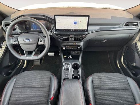 Certified 2023 Ford Escape ST-Line w/ Tech Pack #1 AWD/4WD image 10