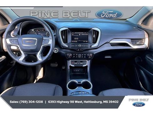 Used 2023 GMC Terrain SLE w/ Driver Convenience Package FWD image 14