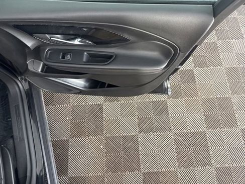 Used 2023 GMC Terrain AT4 image 11