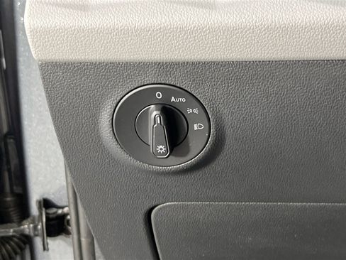 Used 2023 Volkswagen Taos S image 10