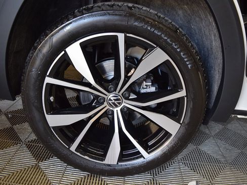 New 2026 Volkswagen Atlas SEL Premium R-Line image 11