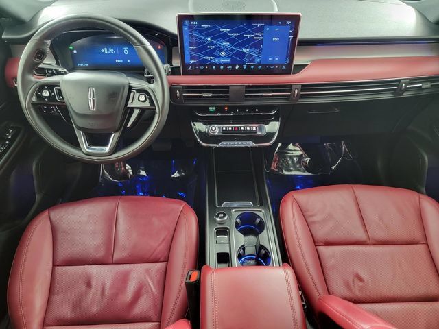 Used 2025 Lincoln Corsair Reserve AWD/4WD image 20