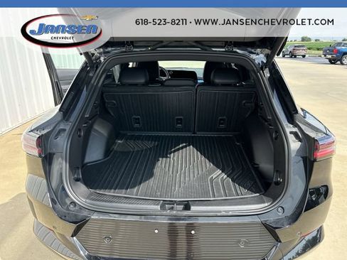 Used 2024 Chevrolet Equinox EV LT FWD image 25