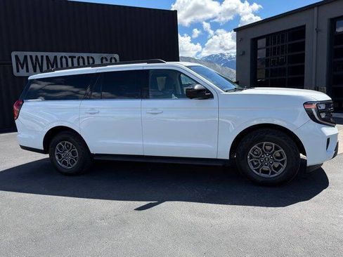 Used 2025 Ford Expedition Max XL AWD/4WD image 5