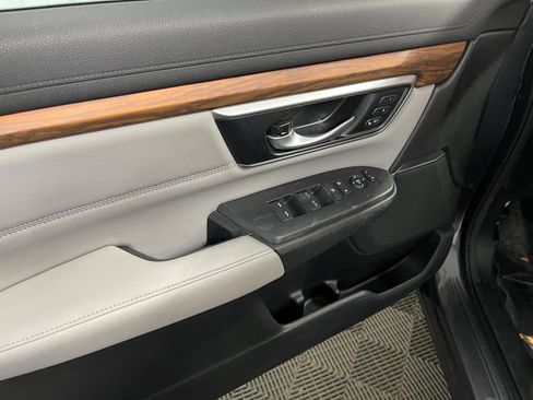 Used 2022 Honda CR-V Touring image 32