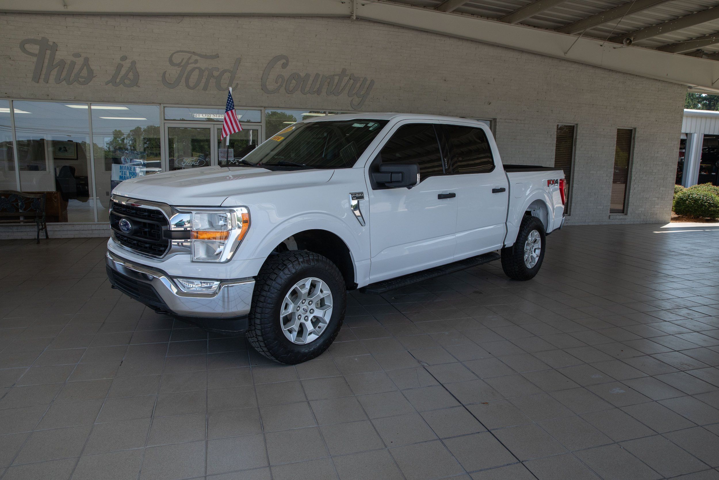 Used 2022 Ford F150 XLT w/ Equipment Group 301A Mid AWD/4WD image 2
