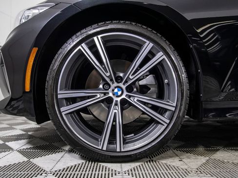 Used 2024 BMW 330i Sedan w/ Convenience Package RWD image 39