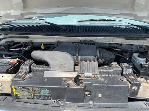 Used 2003 Ford E-250 and Econoline 250 Extended image 3