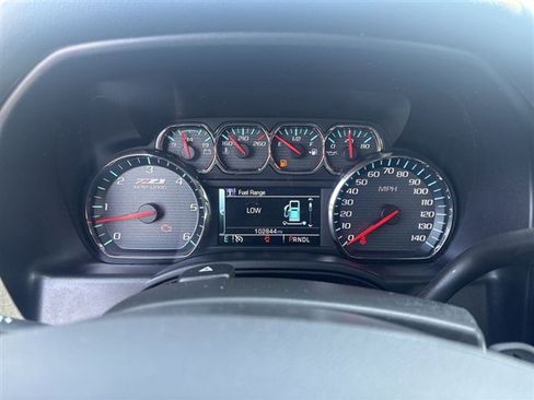 Used 2019 Chevrolet Silverado 1500 LT w/ LPO, Chrome Package image 11