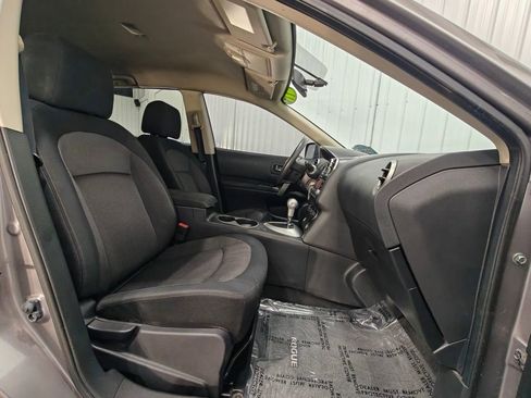 Used 2011 Nissan Rogue SV AWD/4WD image 22