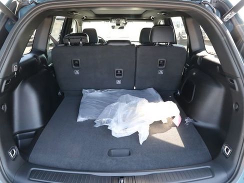 New 2026 Jeep Grand Cherokee Limited w/ Limited Altitude Package AWD/4WD image 7