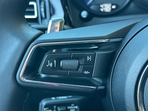 Used 2025 Porsche Macan image 27