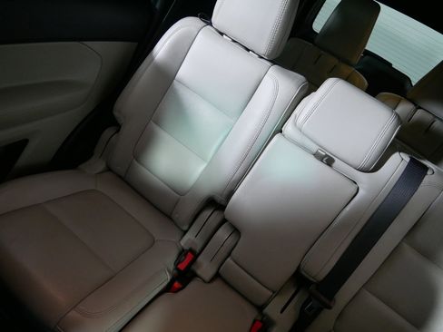 Used 2014 Ford Explorer Limited w/ Equipment Group 302A image 12