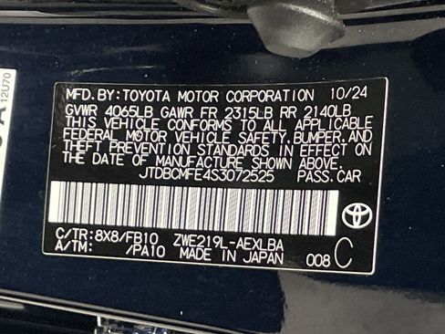 Used 2025 Toyota Corolla LE FWD image 36