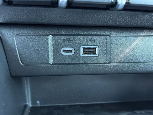 New 2026 GMC Canyon Elevation w/ Convenience Package image 11